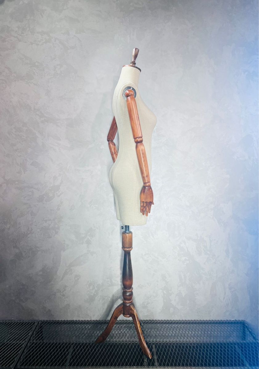 BAYAN PROVA MANKENİ T-02